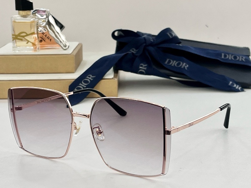 DIOR Sunglasses 60